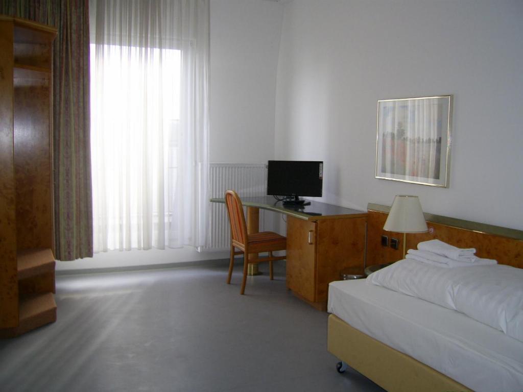 Willy Hotel Frankfurt Fráncfort del Meno Exterior foto